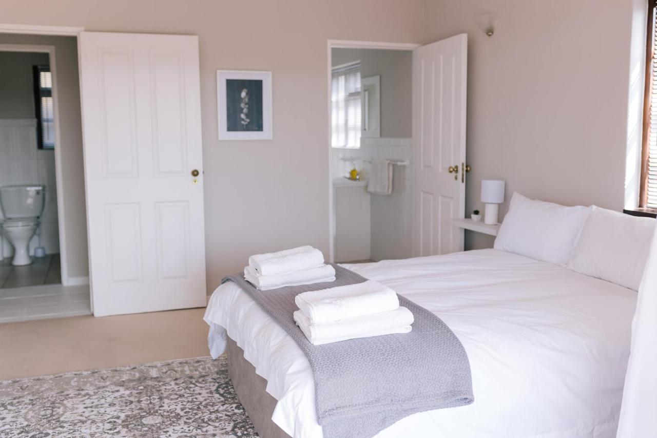 Nahoon Beach Villas Self Catering Apartments شرق لندن المظهر الخارجي الصورة