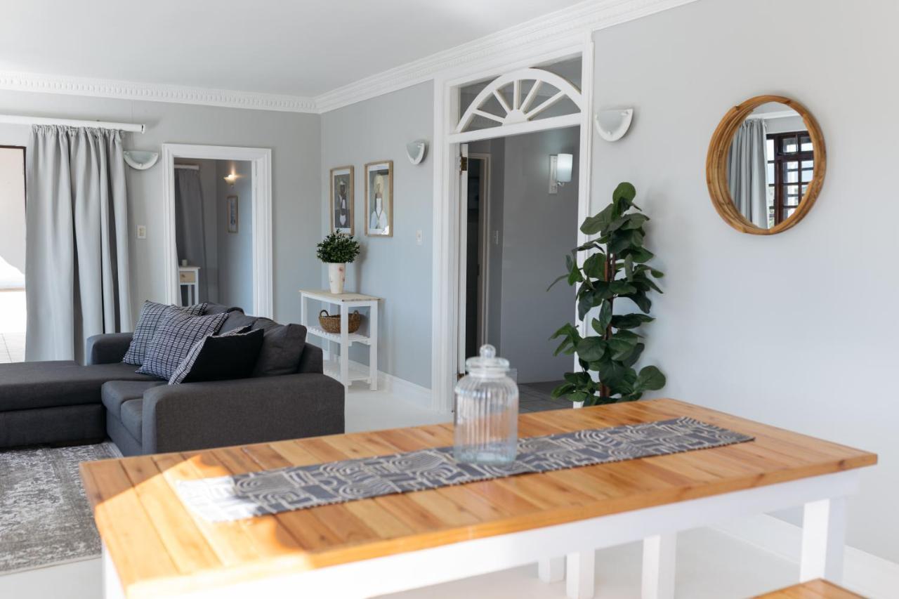 Nahoon Beach Villas Self Catering Apartments شرق لندن المظهر الخارجي الصورة